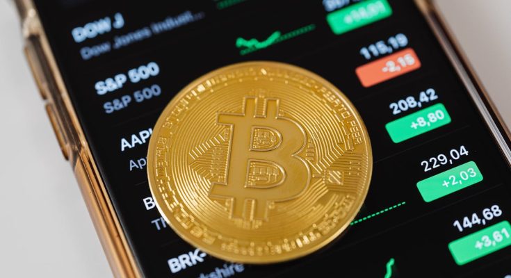 cryptocurrency investing 2025